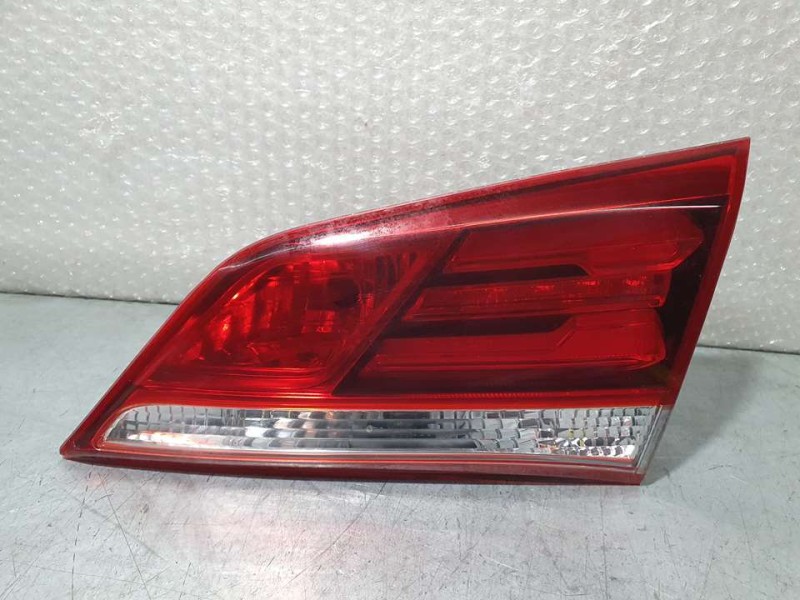 Recambio de piloto trasero derecho para hyundai i40 comfort referencia OEM IAM 924043Z600  INTERIOR