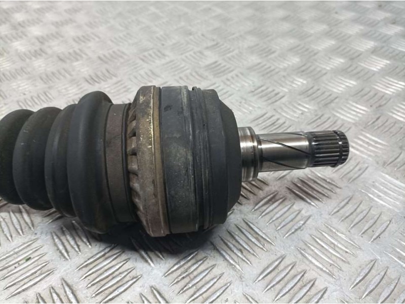 Recambio de transmision delantera izquierda para volvo serie 850 tdi berlina referencia OEM IAM 8111307  