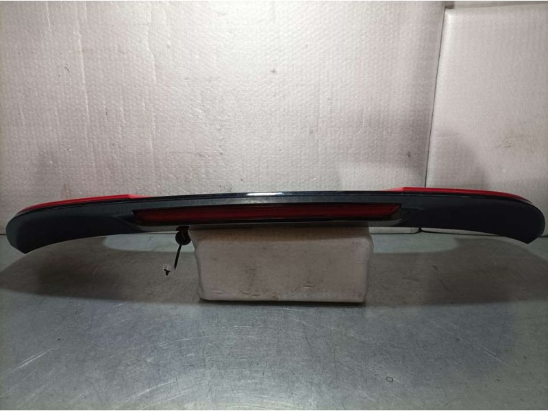 Recambio de aleron trasero para dr 5.0 hybrido glp referencia OEM IAM 609001281AA  CON LUZ FRENO