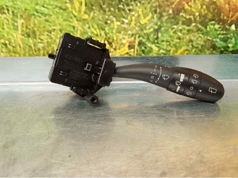 Recambio de mando limpia para hyundai i30 classic referencia OEM IAM 934202R010WP010 MFW2 