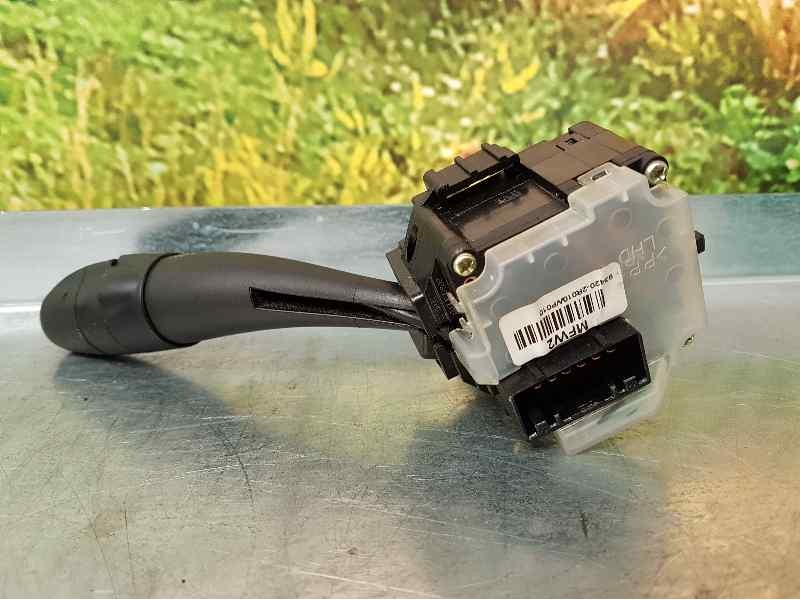 Recambio de mando limpia para hyundai i30 classic referencia OEM IAM 934202R010WP010 MFW2 