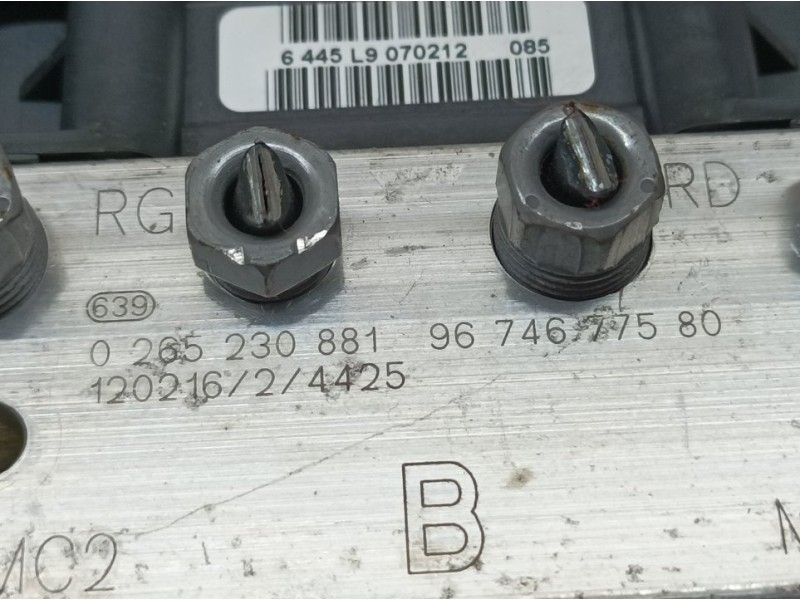 Recambio de abs para peugeot 3008 active referencia OEM IAM 9674677580 0265230881 
