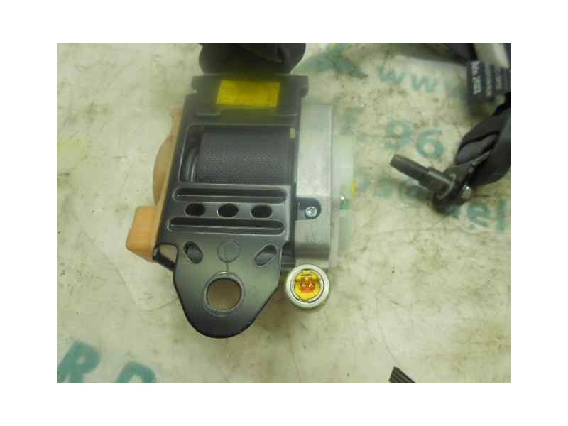 Recambio de pretensor airbag derecho para toyota corolla (e12) 1.6 linea luna berlina referencia OEM IAM   