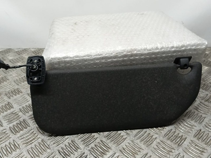 Recambio de parasol derecho para citroën ds3 limited edition referencia OEM IAM 16121827ZD  