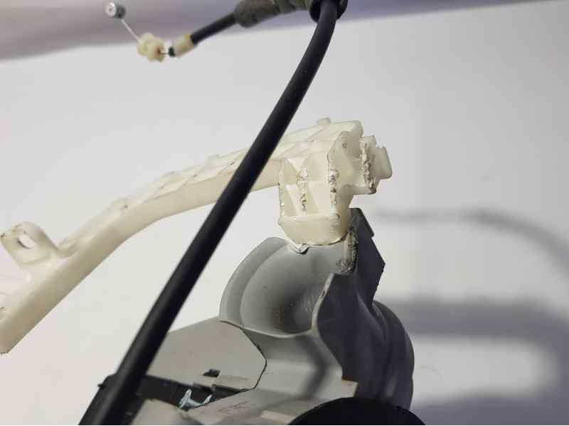 Recambio de cerradura puerta delantera izquierda para hyundai ioniq style elektro referencia OEM IAM   PLASTICO TOCADO