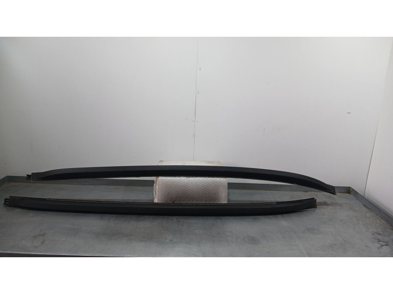 Recambio de barras techo para ford kuga iii (dfk) 2.5 duratec plug-in-hybrid referencia OEM IAM 2467671 2467671 IZQUIERDA   2634