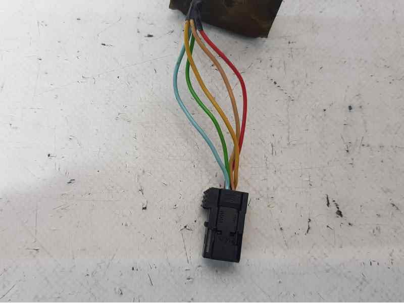 Recambio de retrovisor izquierdo para citroën c3 tonic referencia OEM IAM  5 CABLES ELECTRICO C INTERMITENTE , CARCASA ROZADA