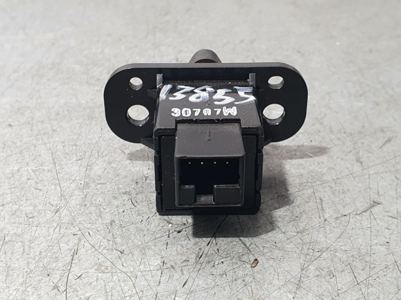 Recambio de warning para chevrolet cruze lt referencia OEM IAM 95282258  