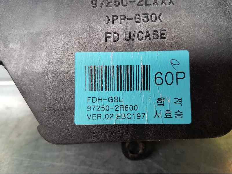 Recambio de mando climatizador para hyundai i30 classic referencia OEM IAM 972502R600  