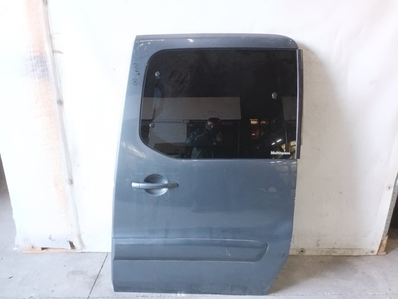 Recambio de puerta lateral corredera izquierda para citroën berlingo station wagon sx multispace referencia OEM IAM 9831169780  