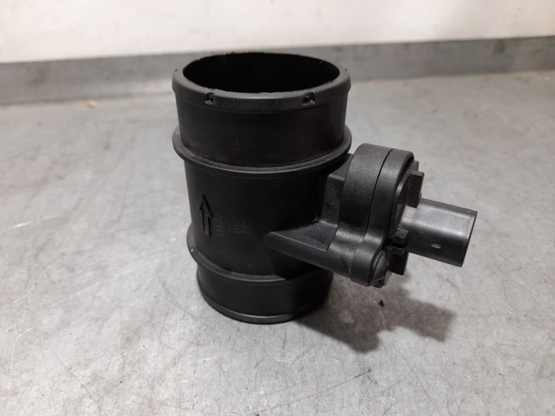 Recambio de caudalimetro para opel corsa e edition referencia OEM IAM GM13452145  