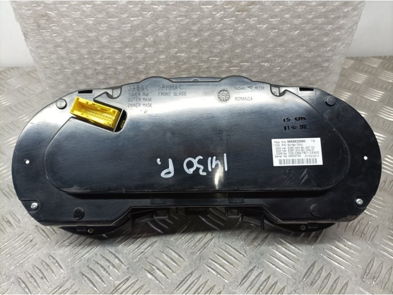 Recambio de cuadro instrumentos para peugeot 3008 active referencia OEM IAM 9666625680 6918975OU 