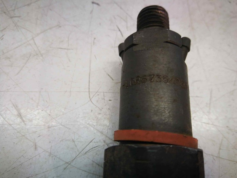 Recambio de inyector para renault kangoo (f/kc0) 1.9 diesel referencia OEM IAM LCR6735406H  DELPHI