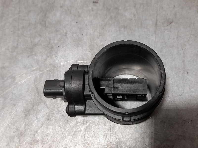 Recambio de caudalimetro para opel corsa e edition referencia OEM IAM GM13452145  