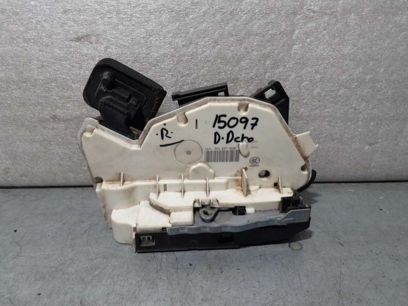 Recambio de cerradura puerta delantera derecha para volkswagen polo (6r1) advance referencia OEM IAM 5K1837016E  