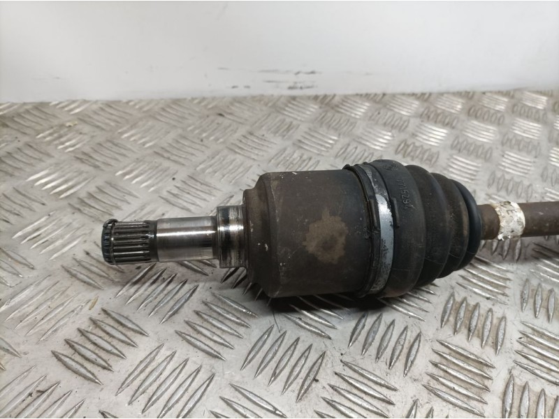 Recambio de transmision delantera derecha para fiat punto berlina (188) 1.2 8v elx (i) referencia OEM IAM   SIN REFERENCIA