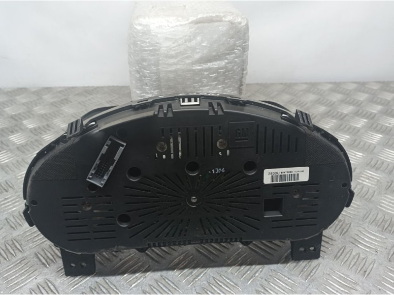Recambio de cuadro instrumentos para chevrolet orlando lt referencia OEM IAM 95472830 688014257 GM
