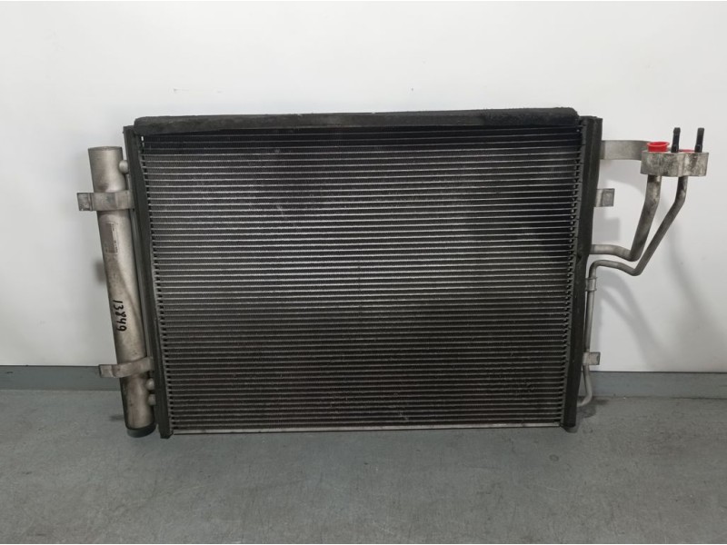 Recambio de condensador / radiador aire acondicionado para hyundai ix20 gls comfort referencia OEM IAM 976061P200  