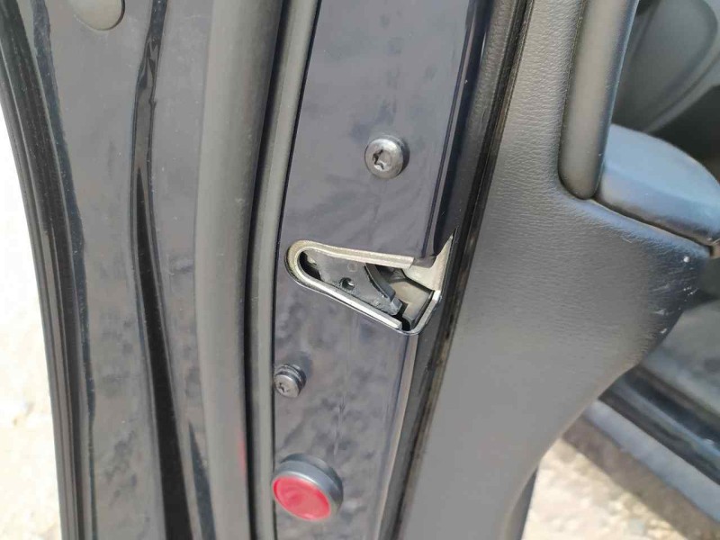 Recambio de cerradura puerta delantera izquierda para bmw x5 (e70) 3.0 d referencia OEM IAM 51217202143  