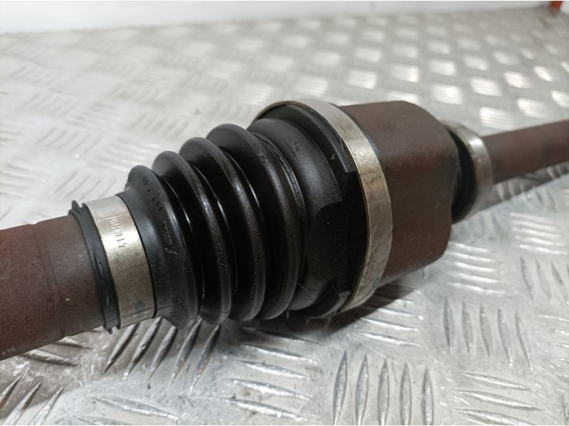 Recambio de transmision delantera derecha para citroën ds3 limited edition referencia OEM IAM 9686025480  