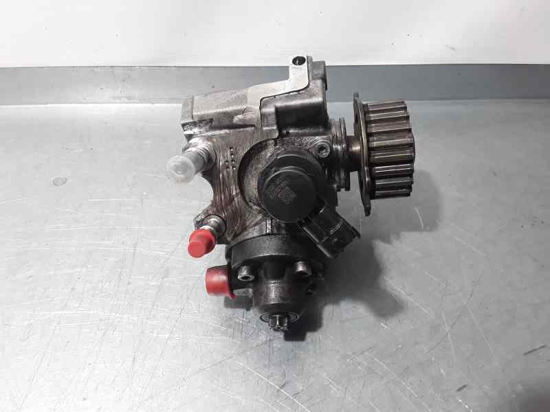 Recambio de bomba alta presion para peugeot 208 1.6 16v hdi fap referencia OEM IAM 9811347380 0445010739 BOSCH