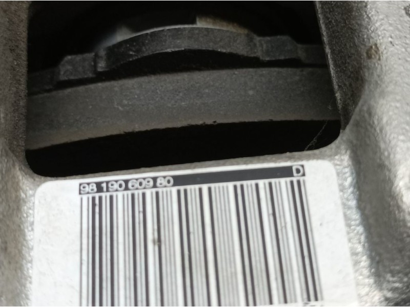 Recambio de pinza freno trasera derecha para peugeot 3008 allure referencia OEM IAM 9819060980  ELECTRICA