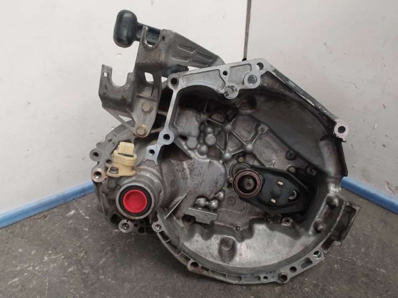 Recambio de caja cambios para citroën c2 vtr referencia OEM IAM 20GP24 0003053 5VELOCIDADES