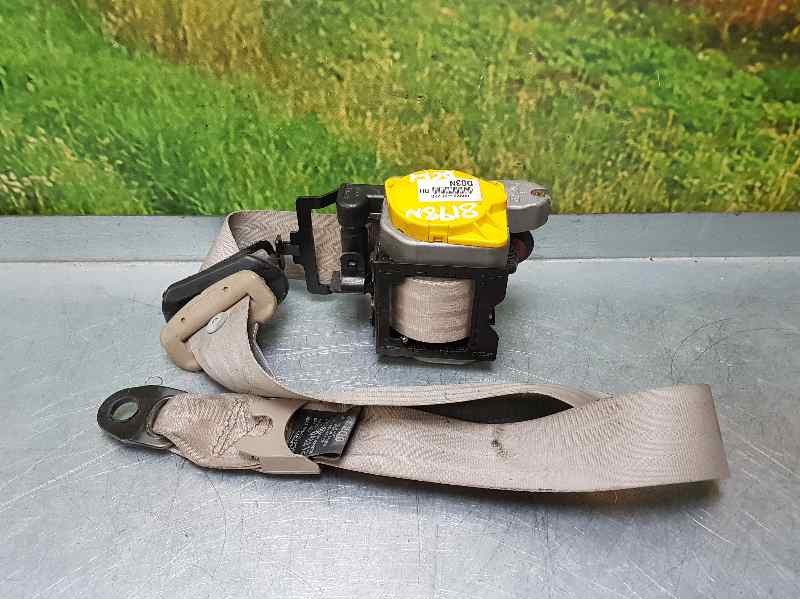 Recambio de pretensor airbag derecho para kia cerato 1.6 lx berlina (4-ptas.) referencia OEM IAM 888202F200  