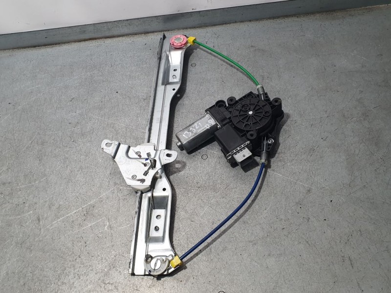 Recambio de elevalunas delantero derecho para opel corsa e edition referencia OEM IAM 13447039RH 54163212 HILEX