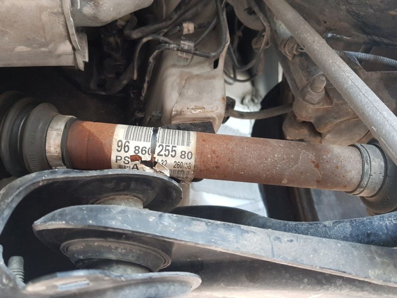 Recambio de transmision delantera izquierda para citroën ds3 limited edition referencia OEM IAM 9686025580  