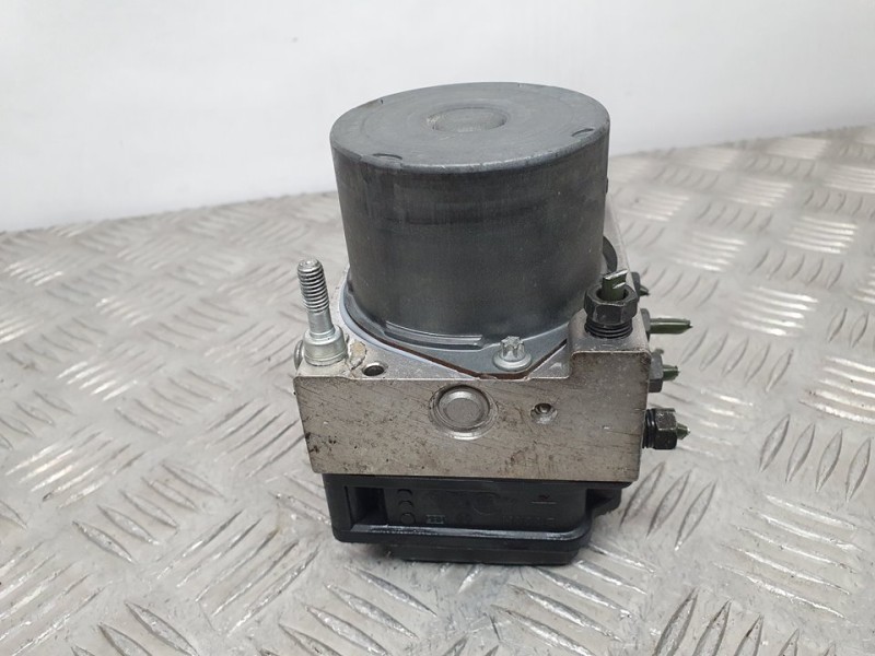 Recambio de abs para toyota aygo (kgb/wnb) live referencia OEM IAM 445100H010 0265231579 BOSCH