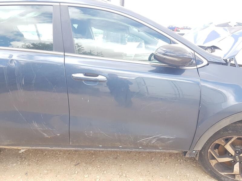 Recambio de puerta delantera derecha para kia sportage iv (ql, qle) 1.6 gdi referencia OEM IAM 76004F1000 MUY TOCADA 