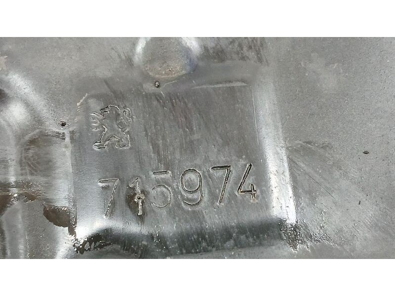 Recambio de puente delantero para citroën c3 shine referencia OEM IAM 9804208180  