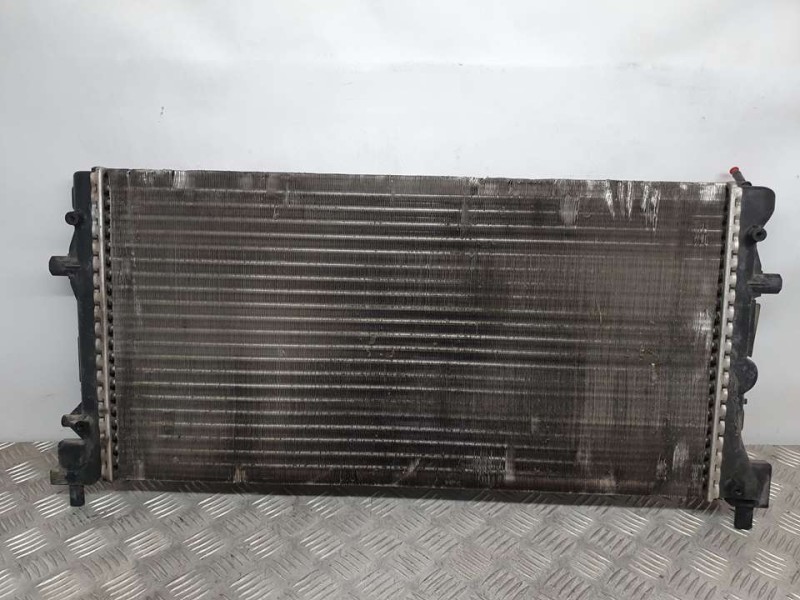 Recambio de radiador agua para volkswagen polo (6r1) advance referencia OEM IAM 6R01212530 R3570001 BEHR