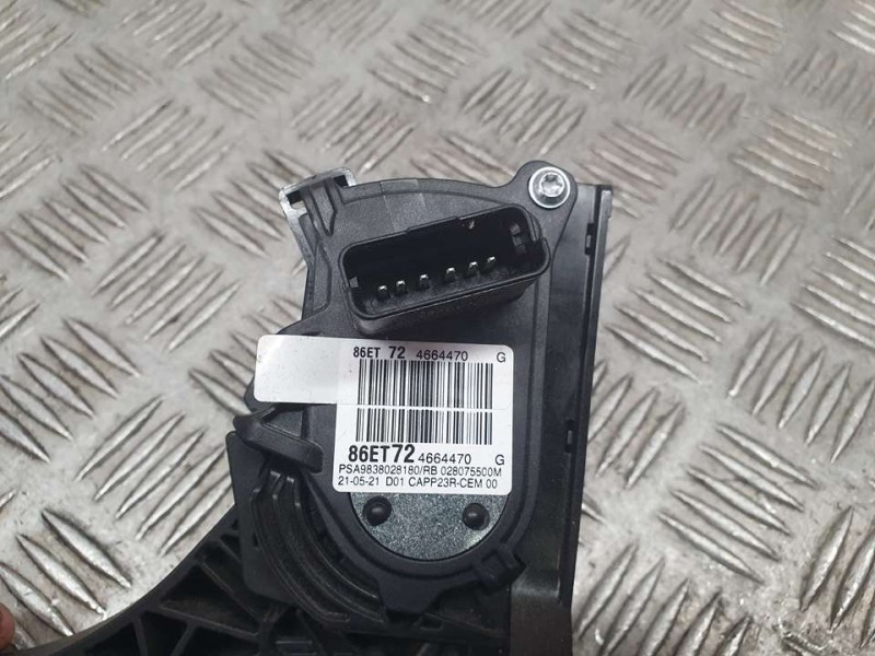 Recambio de potenciometro pedal para peugeot expert furgón pro standar referencia OEM IAM 9838028180 028075500M 