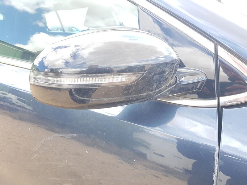 Recambio de retrovisor derecho para kia sportage iv (ql, qle) 1.6 gdi referencia OEM IAM 87620F1560 ELECTRICO TOCADO 