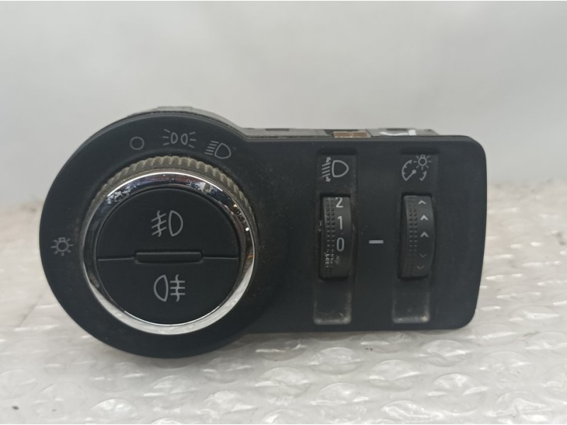 Recambio de mando luces para chevrolet orlando lt referencia OEM IAM 13301749 251506 