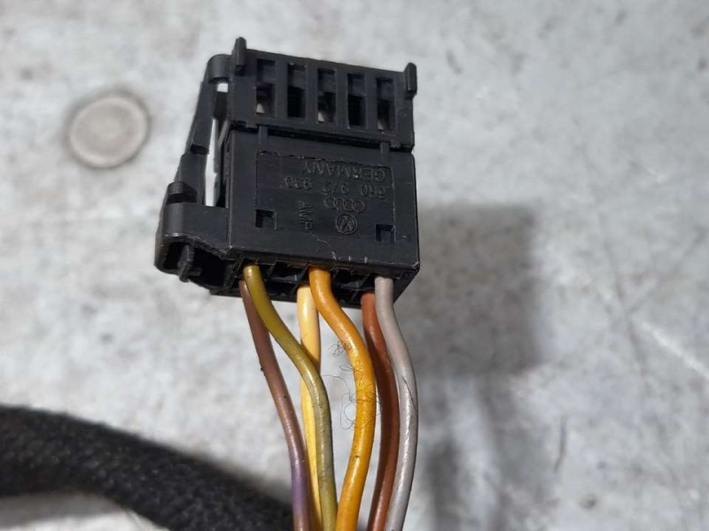 Recambio de retrovisor derecho para volkswagen polo (6r1) advance referencia OEM IAM 6R1857508D  ELECTRICO