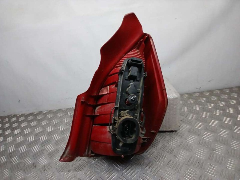 Recambio de piloto trasero izquierdo para citroën c2 vtr referencia OEM IAM 79998D 3CKX13405AA 