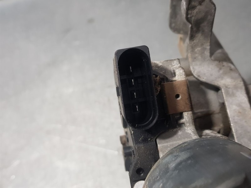 Recambio de motor limpia delantero para ford focus lim. (cb8) trend referencia OEM IAM BM5117504BF 0390248109 LADO DERECHO