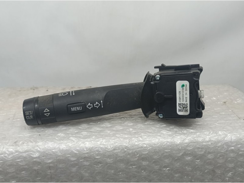 Recambio de mando intermitentes para chevrolet orlando lt referencia OEM IAM 20941129  