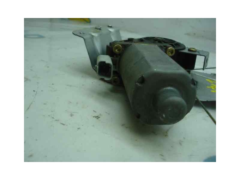 Recambio de elevalunas trasero izquierdo para citroën c3 1.4 hdi sx plus referencia OEM IAM 922372 ELECTRICO 