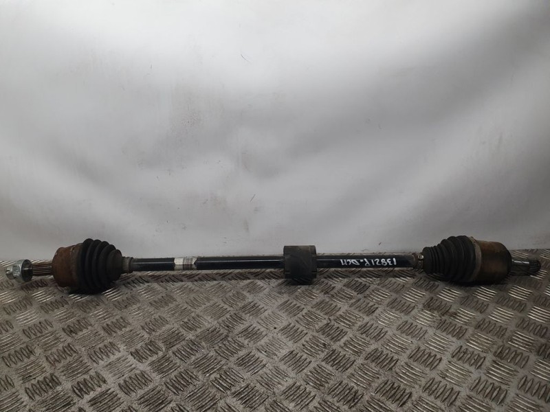 Recambio de transmision delantera derecha para opel corsa e edition referencia OEM IAM 13149829 6083200 