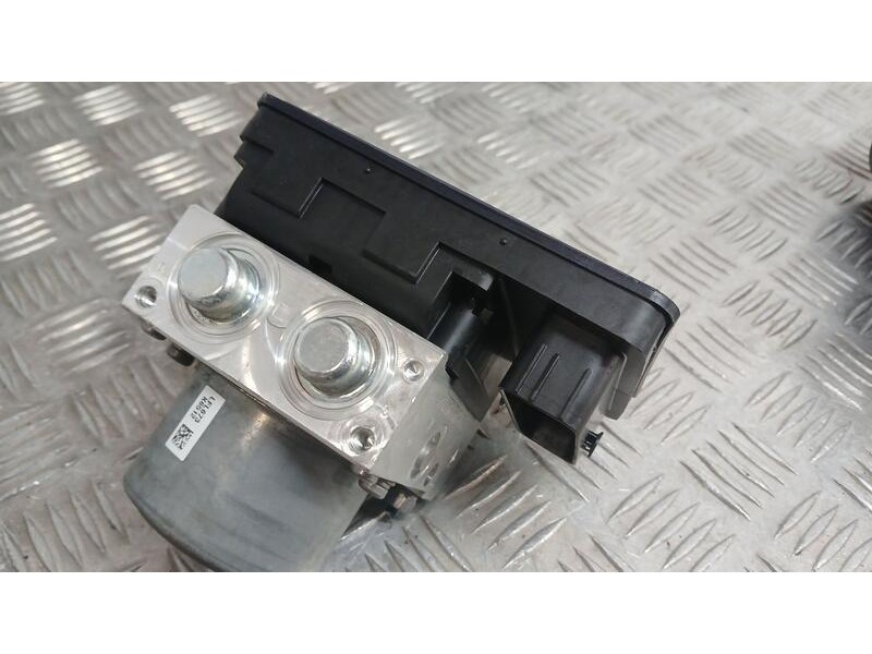 Recambio de abs para jeep renegade longitude fwd referencia OEM IAM 52079885 TRW 54087638A A006E741