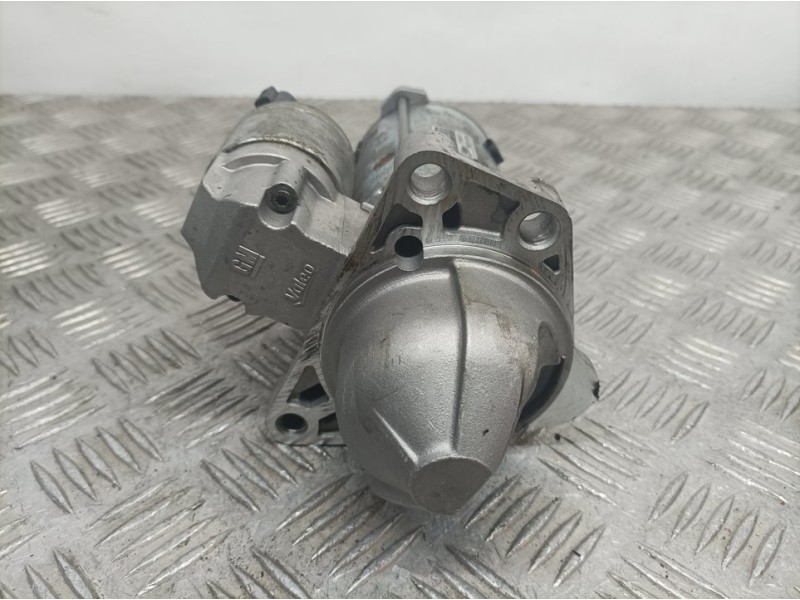 Recambio de motor arranque para chevrolet orlando lt referencia OEM IAM 25183761 1196601 VALEO