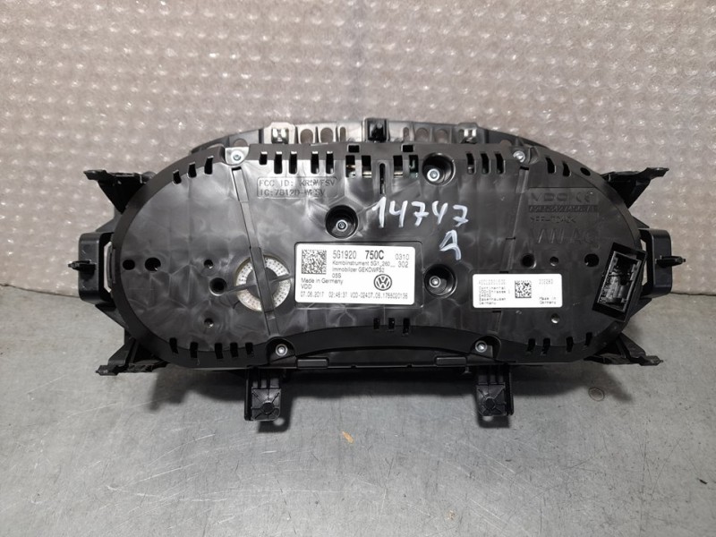 Recambio de cuadro instrumentos para volkswagen golf vii sportsvan advance bluemotion tech referencia OEM IAM 5G1920750C A2C1230