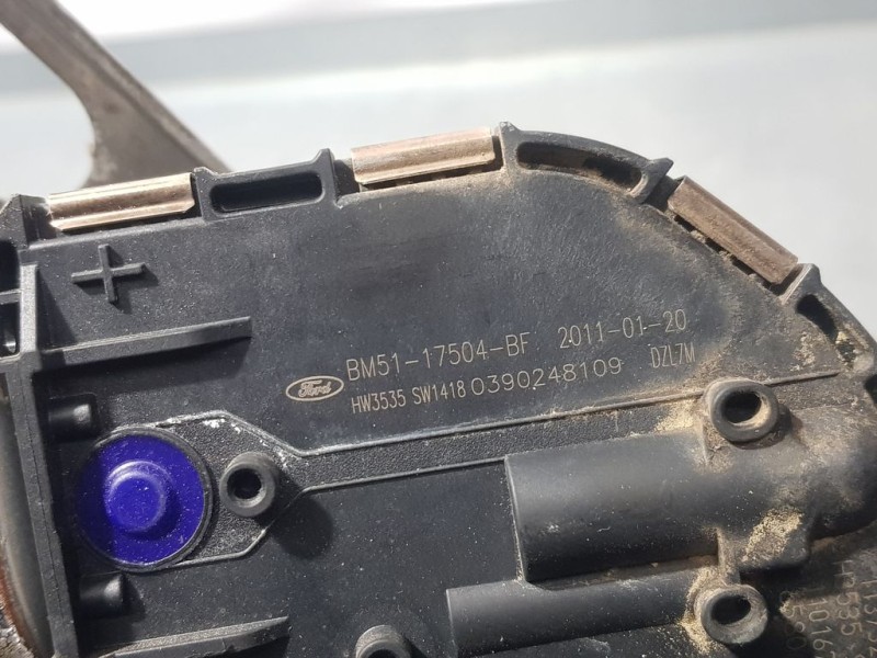 Recambio de motor limpia delantero para ford focus lim. (cb8) trend referencia OEM IAM BM5117504BF 0390248109 LADO DERECHO