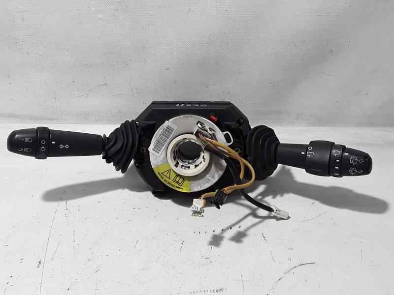 Recambio de mando luces y limpia para fiat stilo (192) 1.6 16v referencia OEM IAM 07353682470  