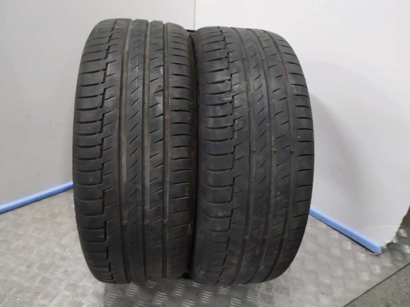 Recambio de neumatico pareja para neumaticos reutilizados - referencia OEM IAM 2355518100V 235/55/18/100V CONTINENTAL