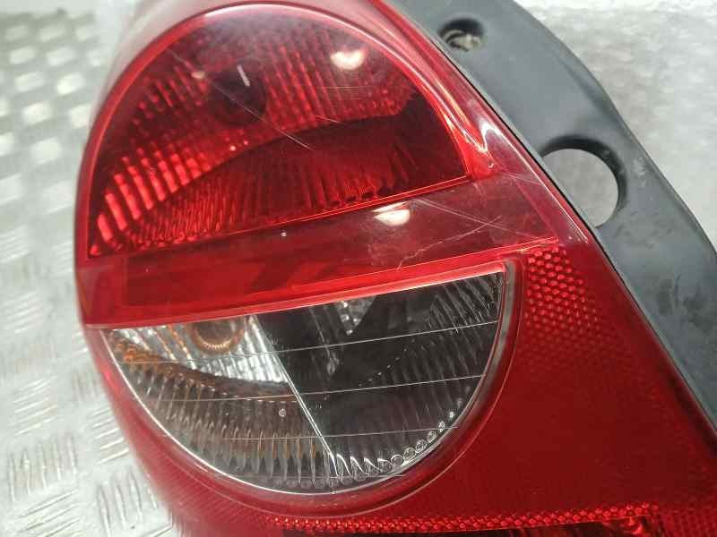 Recambio de piloto trasero izquierdo para renault clio iii authentique referencia OEM IAM 8200459962 89070837 VALEO ROZADO